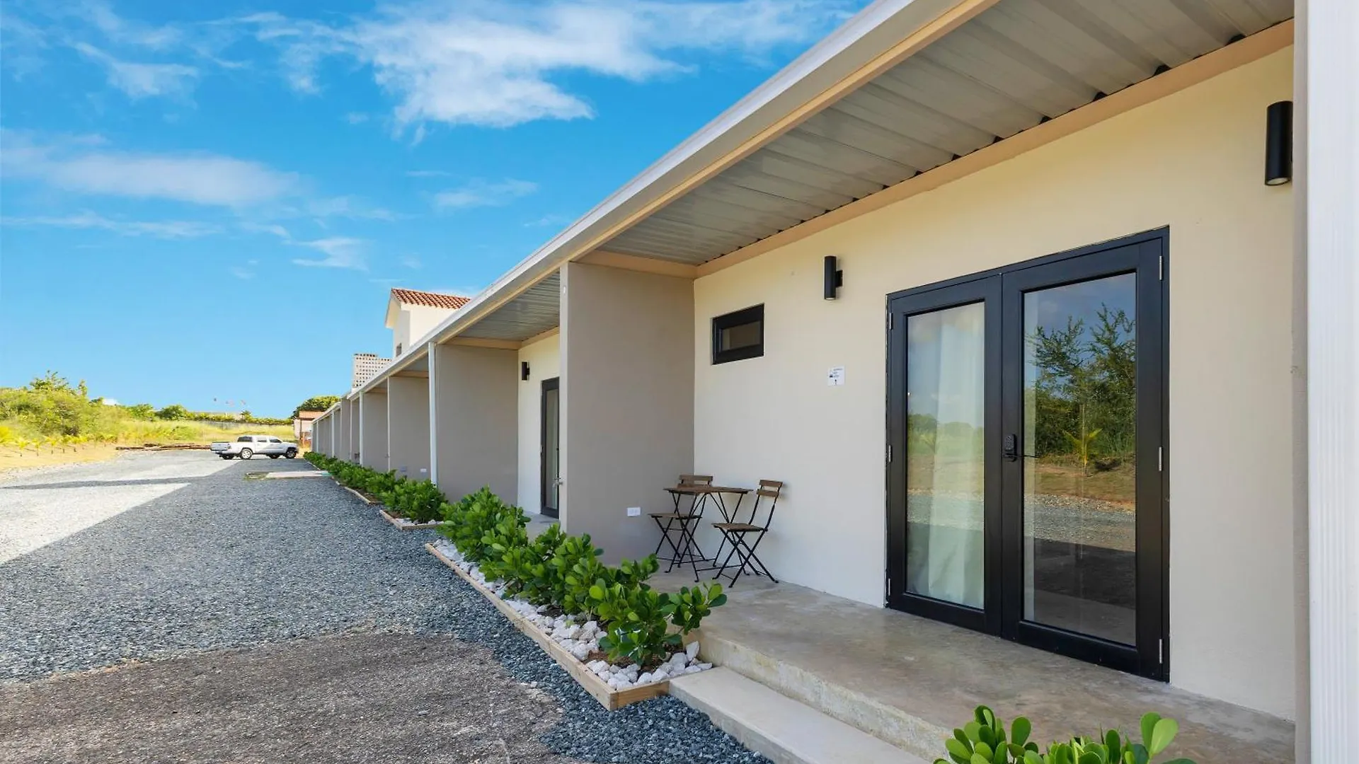 Aguadilla Surf Lodge Aguacate